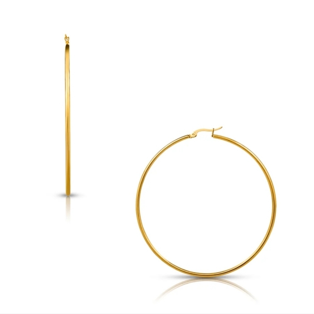 NWT Ellie Vail Laurette Medium hoop earrings in gold 3cm